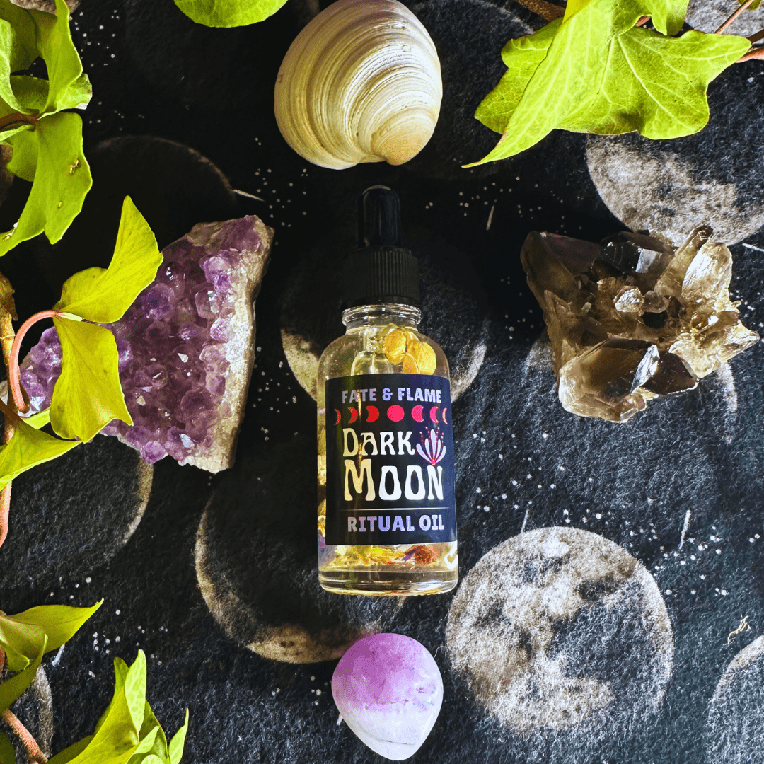 Dark Moon Oil w/ Crystals, Botanicals, Reiki